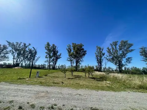 VENDO TERRENO 480M2 EN VILLA DEL PRADO  ESCRITURA