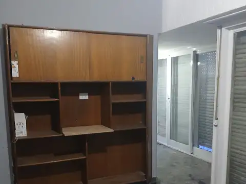 PH multifamiliar 1* y 2* piso por escalera S/ Av. Pte. Peron