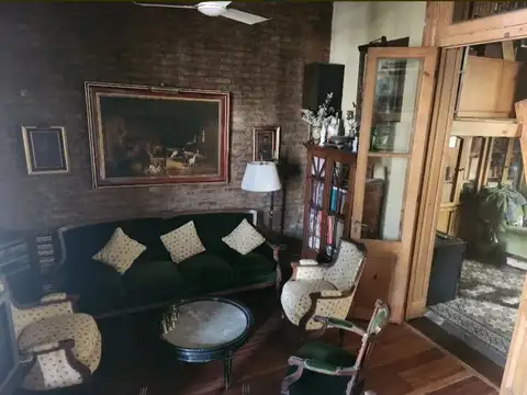Av Paseo Colón 1300 San Telmo PH 4amb U$160.000