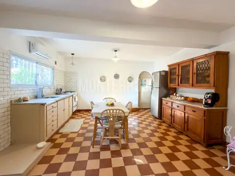 Depto Tipo Casa 2 ambientes con 1 baño