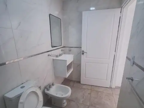 Departamento en Alquiler en Versalles, $ 1.200.000