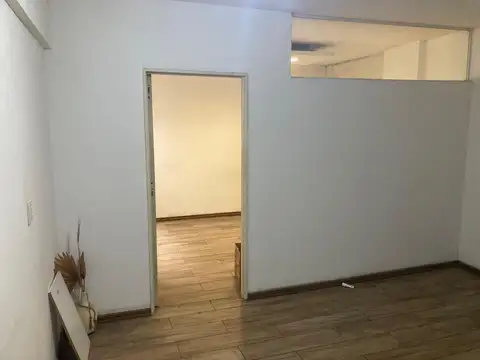 Oficina en Alquiler en Tribunales, $ 450.000