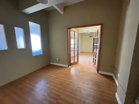 Oficina en Alquiler en Centro, $ 550.000