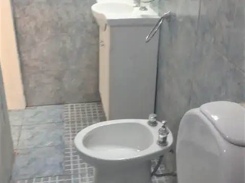 Departamento en Alquiler en Bernal Oeste, $ 470.000