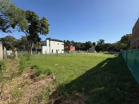 Terreno en Venta 26  mts Fondo