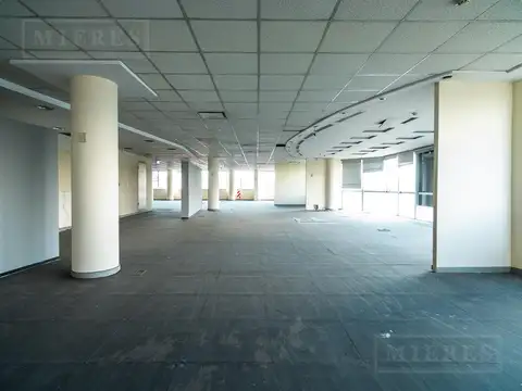 Oficinas en Alquiler sobre Panamericana y Malaver - Vicente López
