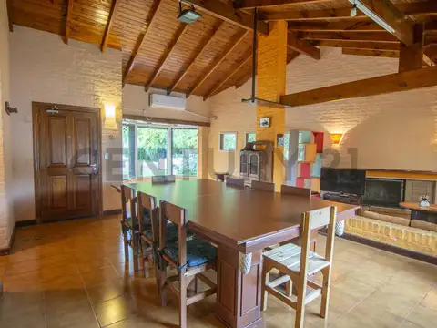 Casa en Venta en Bajos del Náutico Escobar | Piscina, Galería y Parrilla
