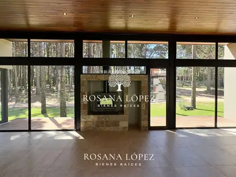 Casa en Venta en Villarobles, USD 359.000