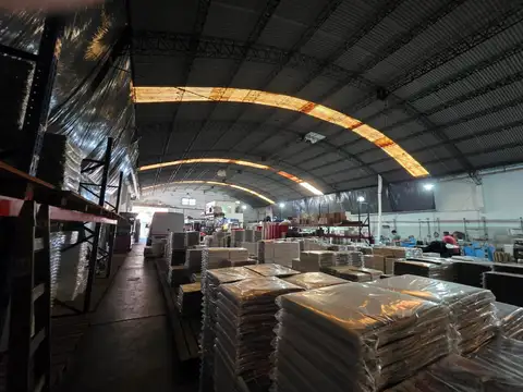 ALQUILER: GALPON DE 1000 M2 CON EXCELENTE UBICACION - LOMA HERMOSA