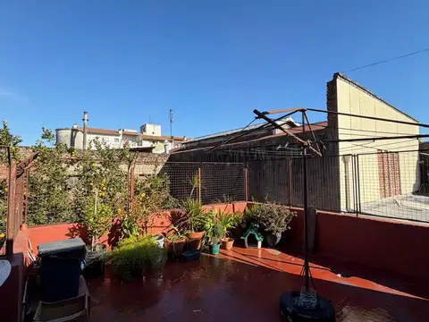 Depto Tipo Casa en Venta de 4 ambientes