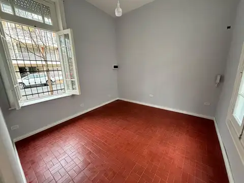 Depto Tipo Casa en Alquiler de 3 ambientes