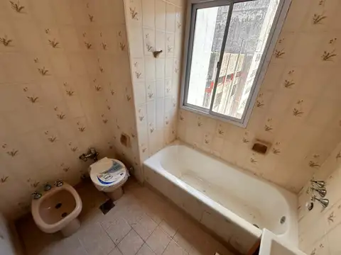 Deptartamento 3 ambientes en Balvanera en VENTA
