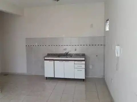 Washington 6300, Piso 1