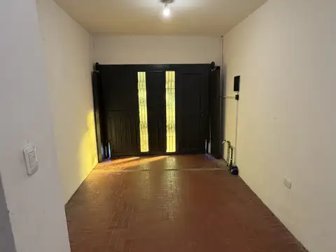 Depto Tipo Casa en Alquiler en Villa Santos Tesei, $ 780.000