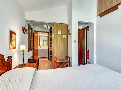 ALQUILER TEMPORADA CASA ZONA PINARES PUNTA DEL EST