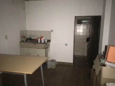 Galpon en Venta en Crucesita, USD 550.000