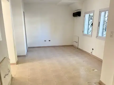 Depto Tipo Casa en Venta en Olivos, USD 215.000