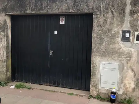 Arijon y Lagos. Venta de Lote con cochera