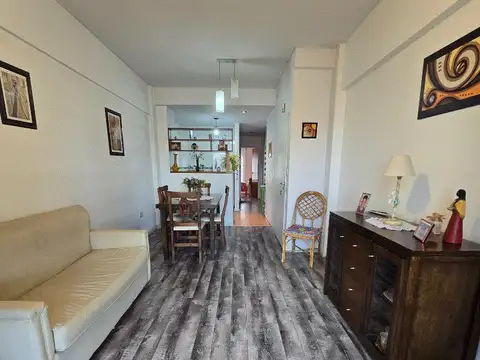 Presidente Urquiza 3100, Piso 2