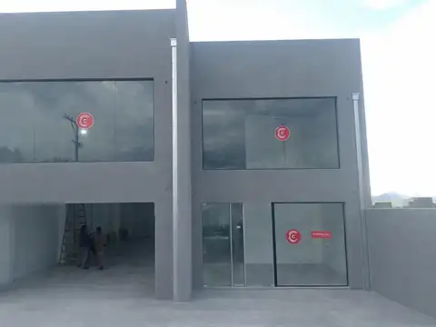ALQUILER! Galpón o local comercial en Ciudad Oeste - San Lorenzo Chico