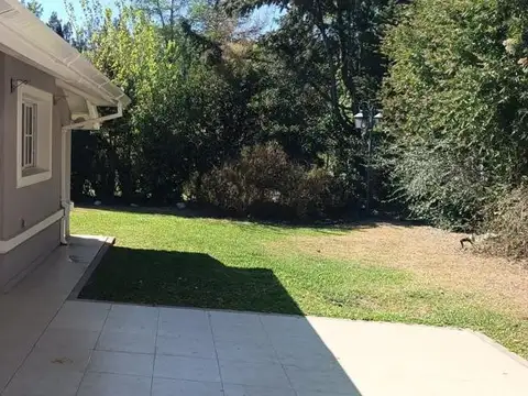 Casa en Venta en Solar Del Bosque, USD 540.000