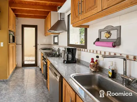 Casa 3 ambientes con 2 baños