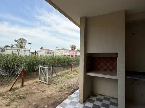 Departamento en Alquiler con 1 cocheras