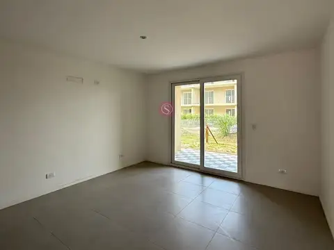 Departamento en Alquiler en La Lonja, USD 600