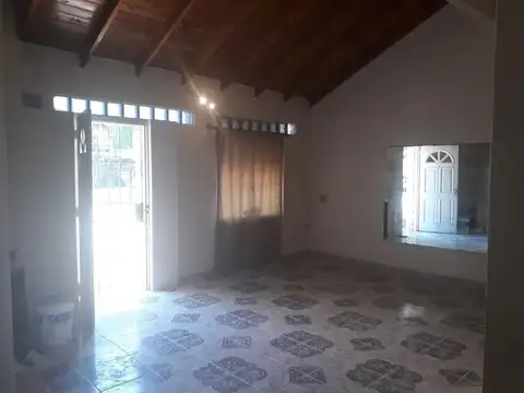 Casa en Venta en Villa Pueyrredon, USD 145.000
