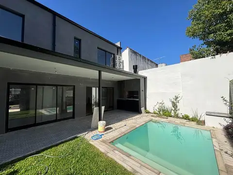 CASA DUPLEX BECCAR A ESTRENAR 4 AMB PILETA JARDIN