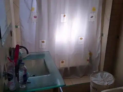 Departamento 4 ambientes con 1 baño