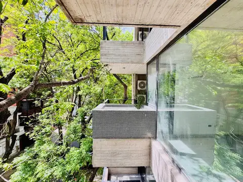 Ruiz Huidobro  al 2300