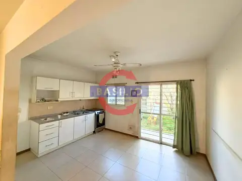 Depto Tipo Casa en Venta con 1 cocheras