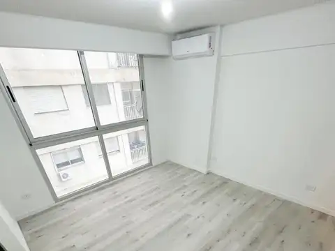 Departamento de 1 ambiente lateral,con pileta, SUM,parrilla!
