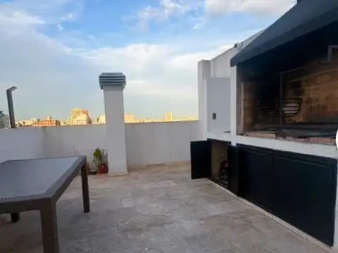 Departamento de 1 ambiente lateral,con pileta, SUM,parrilla!