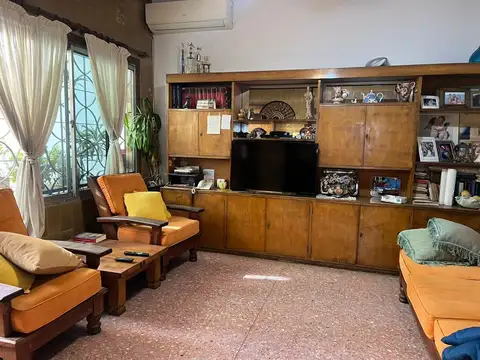 Casa en Venta en Valentin Alsina, USD 139.000