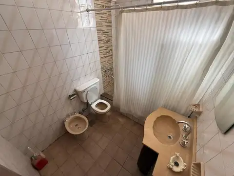 PH tipo casa APTO PROFESIONAL - Lanús Oeste.