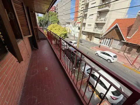 Ministro Brin 2800, Piso 1°