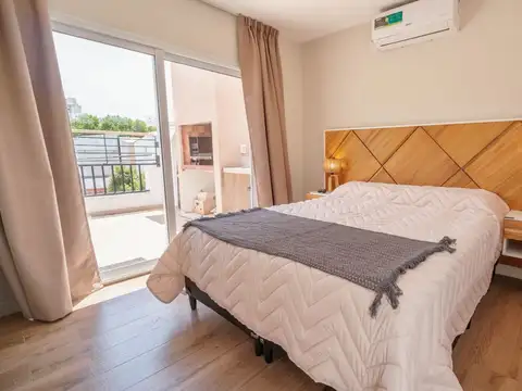 PH en venta 4 ambientes en dúplex con cochera y bauleras - Güemes