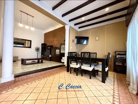 Depto Tipo Casa en Venta de 2 dormitorios