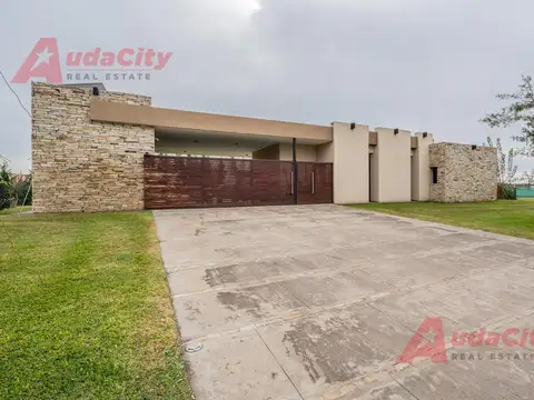 Casa en Venta al Noroeste