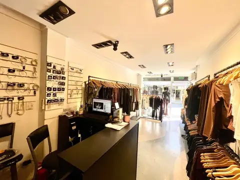 Local en Alquiler Via Pública