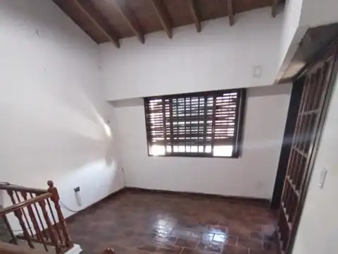 DEPARTAMENTO MUY BUENA UBICACIÓN ..EN EL CENTRO DE PADUA -3 AMBIENTES