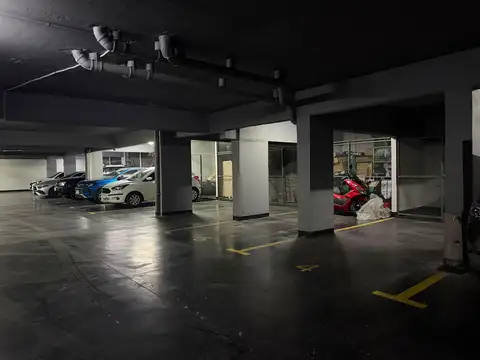 Venta Cochera con baulera en el barrio de  Villa Urquiza