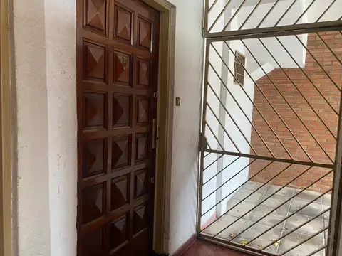 Nazarre 5600, Piso PB
