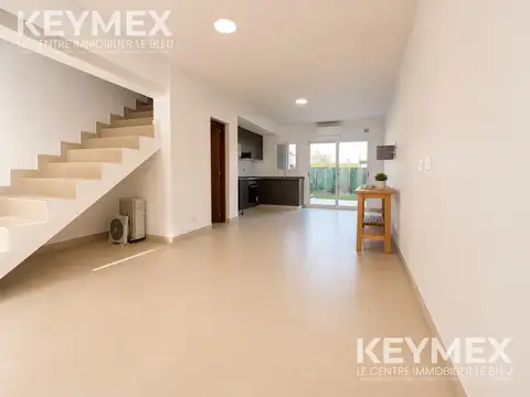 Casa 2 ambientes con 1 baño