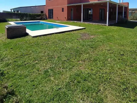Casa en Venta al Noroeste