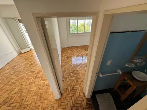 Carlos Calvo 300, Piso 6