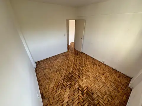 Departamento en Alquiler 50 años
