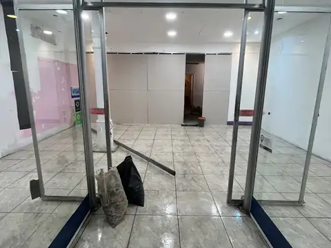 local en alquiler, Monserrat, Av entre rios 500 500